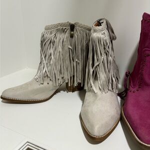 Boutique cream fringe booties